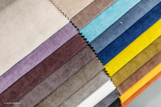 Slijtvaste meubelstoffen: welke bekleding blijft het langst mooi?